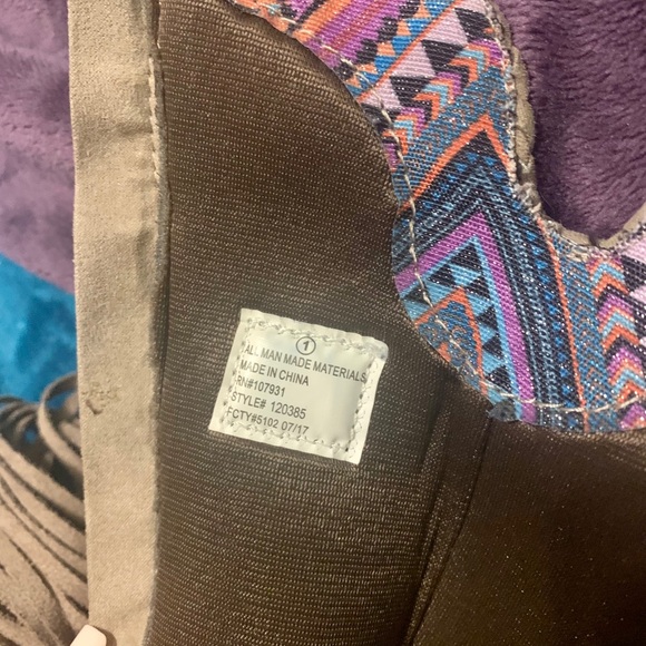 Justice tiered fringe boots - Picture 4 of 6